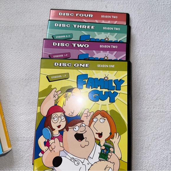 Family, Guy, DVD bundle season 1 & 2, and Partial Terms of Endearment - Picture 7 of 10